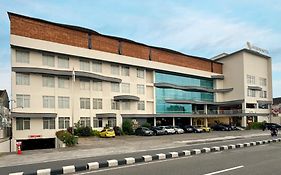 Aveon Hotel Yogyakarta